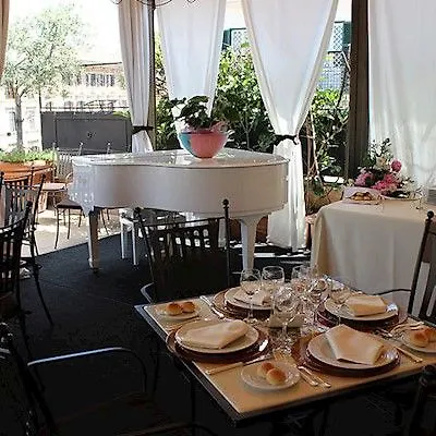 Hotel Dei Consoli Vaticano Rome 4*,