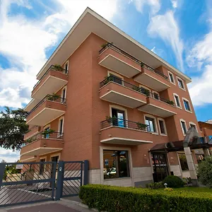 Garner Hotel Rome Aurelia By Ihg Отель